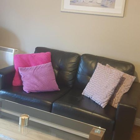 Town Centre Apartment トリム エクステリア 写真