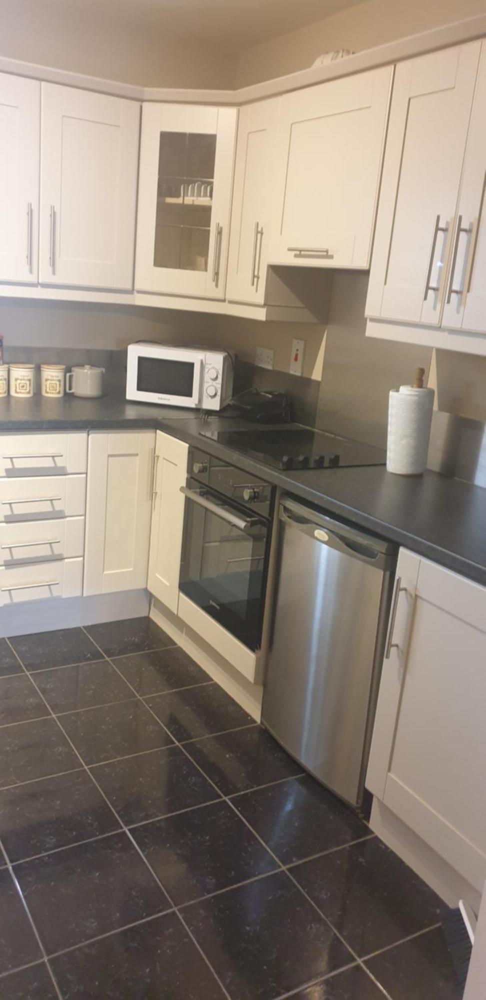 Town Centre Apartment トリム エクステリア 写真